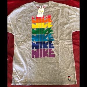 Men’s Nike t-shirt